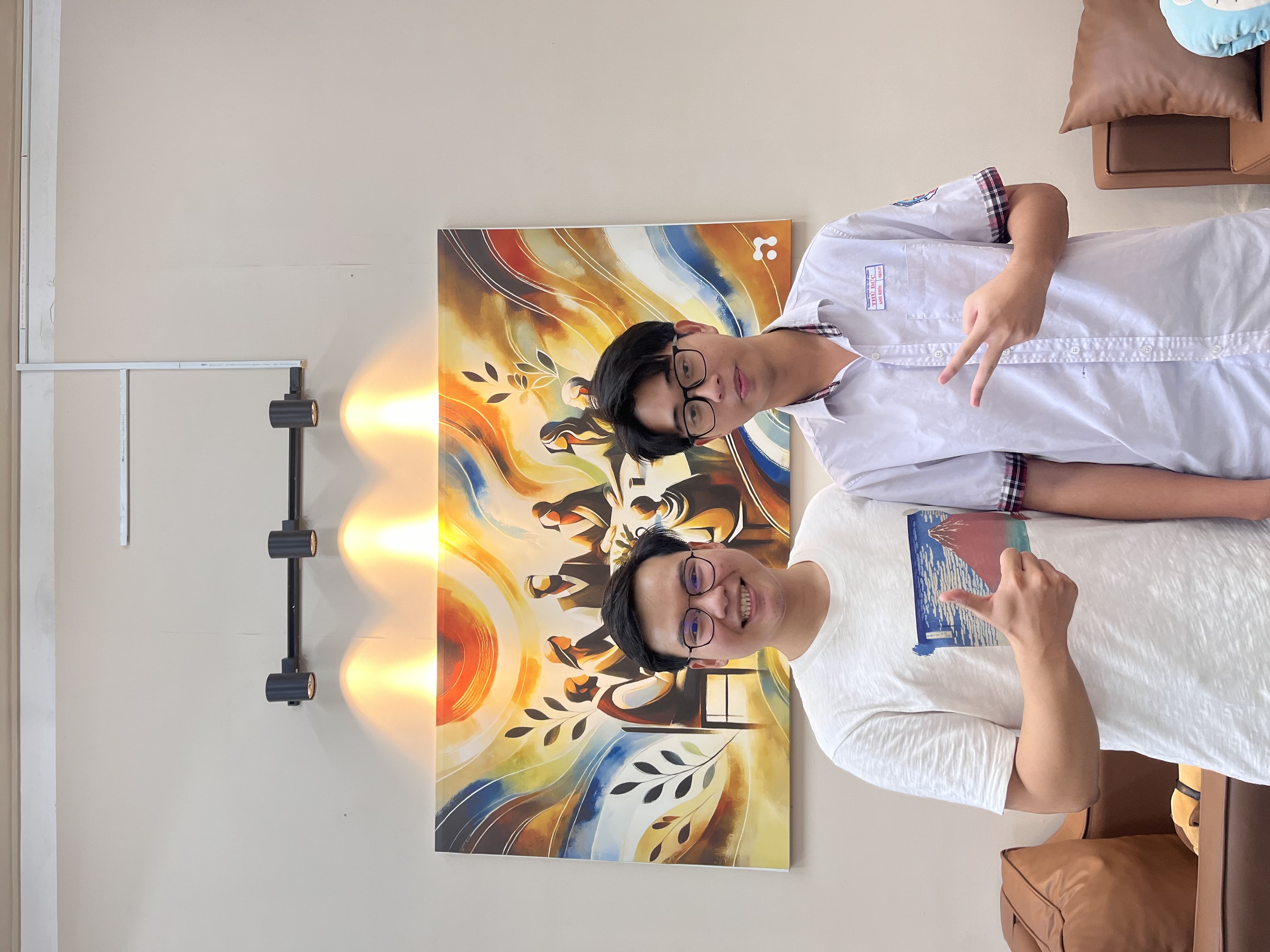 Học sinh chụp hình cùng giáo viên